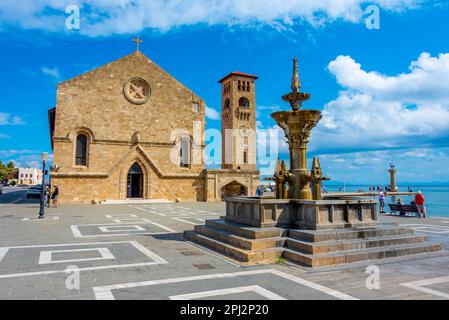 Rodi, Grecia, 25 agosto 2022: Chiesa dell'Annunciazione dei Theotokos a Rodi, Grecia. Foto Stock