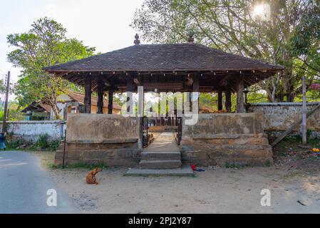 Kandy, Sri Lanka, 2 febbraio 2022: Tempio di Embekka vicino a Kandy, Sri Lanka. Foto Stock