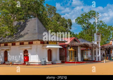 Kataragama, Sri Lanka, 27 gennaio 2022: Santuario di Maha Devale a Kataragama, Sri Lanka. Foto Stock