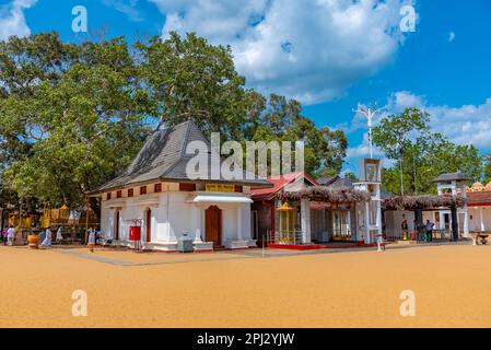 Kataragama, Sri Lanka, 27 gennaio 2022: Santuario di Maha Devale a Kataragama, Sri Lanka. Foto Stock