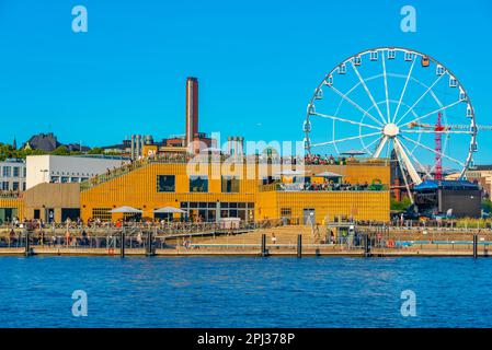 Helsinki, Finlandia, 20 luglio 2022: Piscina di mare di Allas a Helsinki, Finlandia . Foto Stock