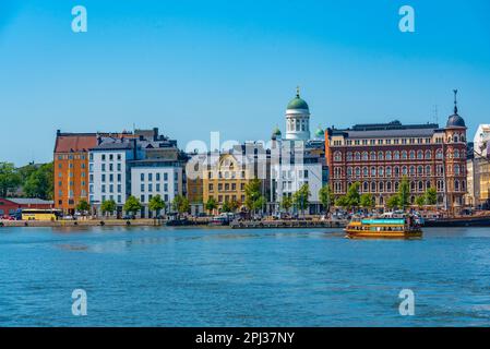 Helsinki, Finlandia, 21 luglio 2022: Lungomare della capitale finlandese Helsinki. Foto Stock