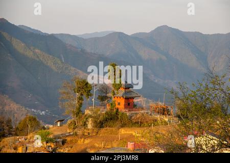 Manakamana mai Tempio tradizione nepalese architettura in Kalupande Hills, Indrasthan, Kathmandu Foto Stock