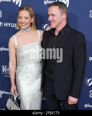 Los Angeles, Stati Uniti. 30th Mar, 2023. (L-R) Sarah Michelle Gellar e ospite ai 34th Annual GLAAD Media Awards che si sono tenuti al Beverly Hilton di Beverly Hills, CA giovedì 30 marzo 2023. (Foto di Sthanlee B. Mirador/Sipa USA) Credit: Sipa USA/Alamy Live News Foto Stock