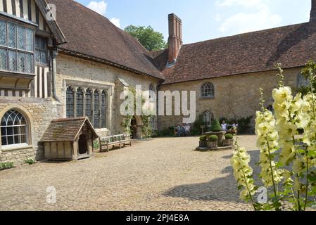 Inghilterra, Kent, Ightham Mote (National Trust): In una parte appartata del Kent rurale, la casa padronale risale al 1340 d.C. circa. Parte della Sala Grande Foto Stock