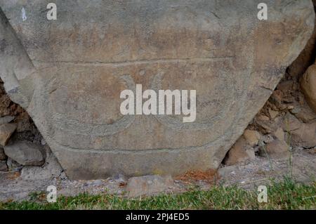 Irlanda, County Meath, Brú Na Bóinne: Knowth neolitico Irish passage tomba risalente a circa 3200 AC, contiene la più grande collezione di passaggio- Foto Stock