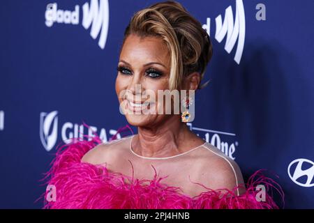 Beverly Hills, Stati Uniti. 30th Mar, 2023. BEVERLY HILLS, LOS ANGELES, CALIFORNIA, USA - 30 MARZO: La cantante, attrice e stilista americana Vanessa Williams arriva al 34th° GLAAD Media Awards di Los Angeles, che si tiene presso il Beverly Hilton Hotel il 30 marzo 2023 a Beverly Hills, Los Angeles, California, Stati Uniti. (Foto di Xavier Collin/Image Press Agency) Credit: Image Press Agency/Alamy Live News Foto Stock