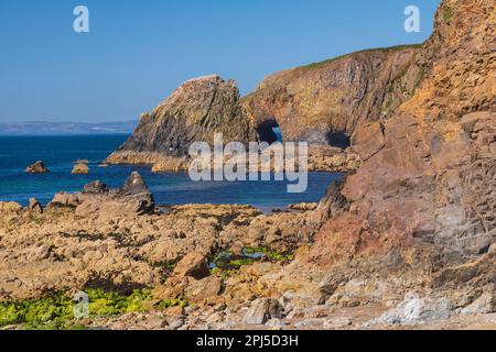 Irlanda, Contea di Waterford, Kilfarrasy Beach. Foto Stock