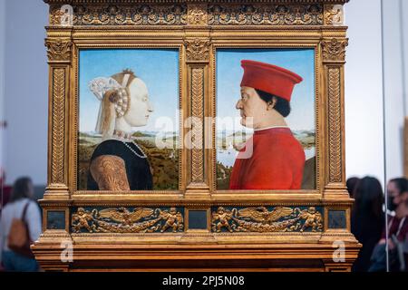 Il dittico di Federico da Montefeltro e Battista Sforza, di Piero della Francesca (1473-75) in mostra agli Uffizi di Firenze Foto Stock