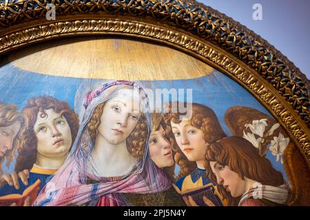 Particolare della "Madonna del Pomegranato" di Botticelli (1487) agli Uffizi, Firenze Foto Stock