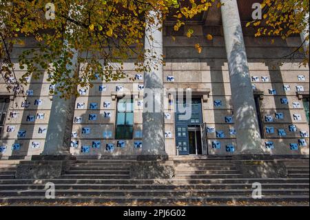 Facciata sud con ingresso, Haus der Kunst, Monaco, Baviera, Germania Foto Stock