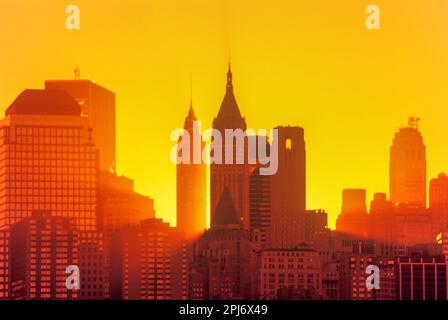 Lo skyline di downtown Manhattan NEW YORK CITY USA Foto Stock