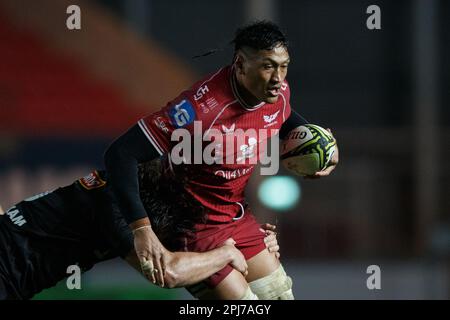 Llanelli, Regno Unito. 31 marzo, 2023. Sam Lousi di Scarlets durante la sfida Scarlets v Brive EPCR Cup Rugby Match. Credito: Gruffydd Thomas/Alamy Foto Stock