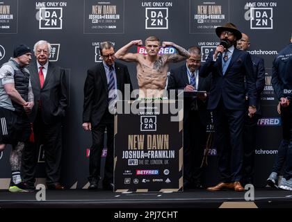 Londra, Regno Unito. 31st Mar, 2023. Campbell Hatton pesa in durante Joshua contro Franklin + Undercard Weigh-in a Westfield London, Londra, Regno Unito venerdì 31 marzo 2023 a LONDRA, INGHILTERRA. Credit: Taka G Wu/Alamy Live News Foto Stock