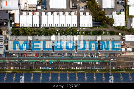 Melbourne, Australia. 26th Mar, 2023. MELBOURNE, AUSTRALIA, Albert Park Street Circuit, 26 marzo: Preparativi in pista in vista del Gran Premio d'Australia di Formula uno presso l'Albert Park Street Circuit il 26 marzo 2023. Formula 1 - F1 Motorsport, immagine a pagamento, foto e copyright © PETERSON Mark ATP Images (PETERSON Mark/ATP/SPP) Credit: SPP Sport Press Photo. /Alamy Live News Foto Stock