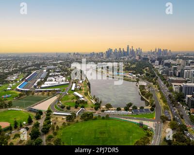 Melbourne, Australia. 26th Mar, 2023. MELBOURNE, AUSTRALIA, Albert Park Street Circuit, 26 marzo: Preparativi in pista in vista del Gran Premio d'Australia di Formula uno presso l'Albert Park Street Circuit il 26 marzo 2023. Formula 1 - F1 Motorsport, immagine a pagamento, foto e copyright © PETERSON Mark ATP Images (PETERSON Mark/ATP/SPP) Credit: SPP Sport Press Photo. /Alamy Live News Foto Stock