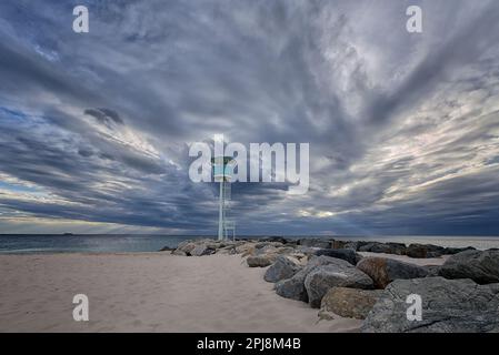 Cielo tempestoso a Cottesloe Beach, Washington Foto Stock