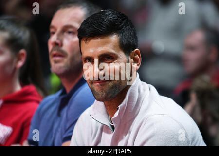 Belgrado, Serbia, 29 marzo 2023. Novak Djokovic reagisce durante la partita della Turkish Airlines Eurolega del 2022/2023 tra Crvena Zvezda MTS Belgrado e Valencia Basket presso la Aleksandar Nikolic Hall di Belgrado, in Serbia. Marzo 29, 2023. Credito: Nikola Krstic/Alamy Foto Stock