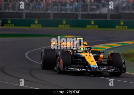 Melbourne, Australia. 01st Apr, 2023. 1st aprile 2023: Circuito Grand Prix di Melbourne, Melbourne, Victoria, Australia: Gran Premio di Formula 1 Australiana: Qualifiche: Numero 4 pilota McLaren Lando Norris durante le qualifiche alla Formula 1 Australiana credito: Action Plus Sports Images/Alamy Live News Foto Stock