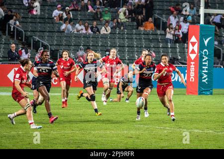 Hong Kong, Hong Kong. 31st Mar, 2023. Giocatori in azione durante il Cathay/HSBC Hong Kong Sevens tra Hong Kong e il Canada all'Hong Kong Stadium. Punteggio finale; Canada 22:5 Hong Kong. Credit: SOPA Images Limited/Alamy Live News Foto Stock