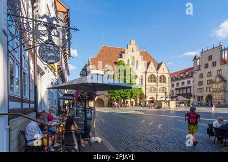 Hildesheim: Piazza Markt, Municipio, Tempelhaus, ristorante nella Regione Hannover, Niedersachsen, bassa Sassonia, Germania Foto Stock