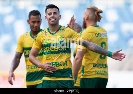 Cuiaba, Brasile. 01st Apr, 2023. MT - CUIABA - 01/04/2023 - MATOGROSSENSE 2023 SEMIFINALE, CUIABA X LUVERDENSE - Cuiaba il giocatore Ceppelini celebra il suo gol durante una partita contro Luverdense allo stadio Arena Pantanal per il campionato Matogrossense 2023. Foto: Gil Gomes/AGIF/Sipa USA Credit: Sipa USA/Alamy Live News Foto Stock