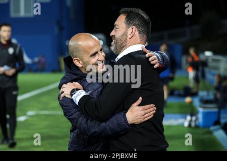 Cascais, Portogallo. 31st Mar, 2023. Daniel Sousa di Gil Vicente FC con Ricardo Soares di Estoril Praia SAD prima dell'inizio della partita Liga Bwin tra Estoril Praia SAD e Gil Vicente FC all'Estadio Antonio Coimbra da Mota.(Punteggio finale: Estoril Praia SAD 1 - 0 Gil Vicente FC) (Foto di David Martins/SOPA Images/Sipa USA) Credit: Sipa USA/Alamy Live News Foto Stock