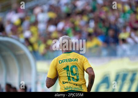 Cuiaba, Brasile. 01st Apr, 2023. MT - CUIABA - 01/04/2023 - MATOGROSSENSE 2023 SEMIFINALE, CUIABA X LUVERDENSE - Cuiaba il giocatore Deyverson celebra il suo gol durante una partita contro Luverdense allo stadio Arena Pantanal per il campionato Matogrossense 2023. Foto: Gil Gomes/AGIF/Sipa USA Credit: Sipa USA/Alamy Live News Foto Stock