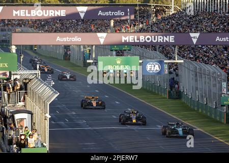 Traguardo, arrivo, 18 LANCE A PASSEGGIO (CAN), Aston Martin F1 Team AMR23, azione 11 PEREZ Sergio (mex), Red Bull Racing RB19, azione 04 NORRIS Lando (gbr), McLaren F1 Team MCL60, azione durante la Formula 1 Rolex Australian Grand Prix 2023, 3rd° round del Campionato del mondo di Formula uno 2023 dal 31 marzo al 2 aprile 2023 sul circuito Albert Park, a Melbourne, Australia - Foto: Xavi Bonilla/DPPI/LiveMedia Foto Stock