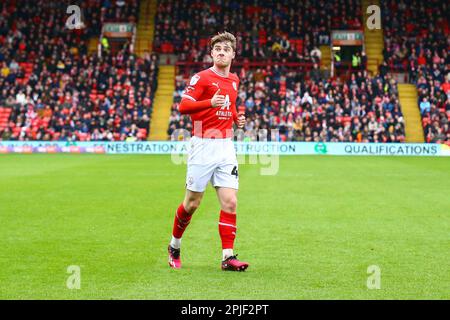 Oakwell Stadium, Barnsley, Inghilterra - 1st aprile 2023 Luca Connell (48) di Barnsley - durante il gioco Barnsley v Morecambe, Sky Bet League One, 2022/23, Oakwell Stadium, Barnsley, Inghilterra - 1st aprile 2023 Credit: Arthur Haigh/WhiteRosePhotos/Alamy Live News Foto Stock