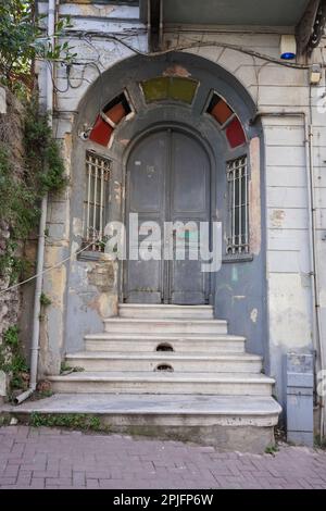 Vecchia casa in quartiere Fener, città di Istanbul, Turchia Foto Stock