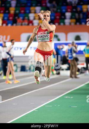 Marija Vuković del Montenegro in gara per la qualificazione di donne in alto salto ai Campionati europei di atletica indoor alla Ataköy Athletics Arena i Foto Stock