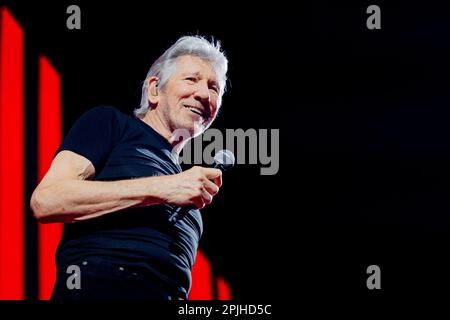 Italia 31 Marzo 2023 Roger Waters - Tour di addio non è una trivella - live at Mediolanum Forum Assago Milano © Andrea Ripamonti / Alamy Foto Stock