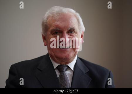 L'ex taoiseach Bertie Ahern parla al PA Media di Dublino alla vigilia del 25th° anniversario dell'accordo del Venerdì Santo. L'ex taoiseach considera la persistente instabilità delle istituzioni politiche dell'Irlanda del Nord uno dei suoi più grandi rimpianti per i negoziati sull'accordo del Venerdì Santo. Data immagine: Venerdì 31 marzo 2023. Foto Stock