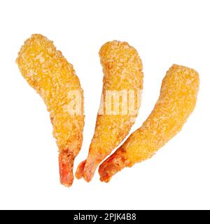 Snack croccante di gamberetti fritti isolato su sfondo bianco Foto Stock