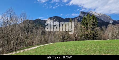 Paesaggio montano con una mancanza di neve, Saint-Pierre de Chartreuse, Isere, AURA Regione, Francia Foto Stock