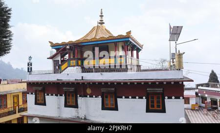 Vista del Monastero di Samten Choling Ghoom, Darjeeling, Bengala Occidentale, India. Foto Stock