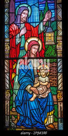 La famiglia Gesù Cristo vetrate, Trinity Parish Church, Saint Augustine, Florida. Fondata nel 1700. Vetrate della metà del 1800 Foto Stock