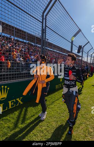 MELBOURNE, AUSTRALIA - 2 APRILE: Lando Norris di Gran Bretagna prima dell'inizio della gara durante il Gran Premio d'Australia 2023 all'Albert Park il 2 aprile 2023 Foto Stock