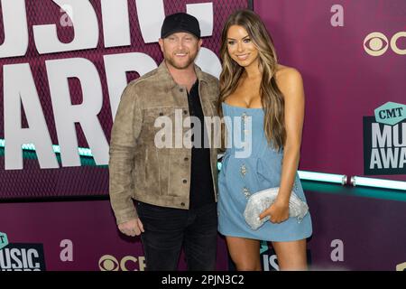 Austin, Stati Uniti. 02nd Apr, 2023. Cole Swinell il tappeto rosso ai CMT Awards di Austin, Texas, il 2 aprile 2023. (Foto di Stephanie Tacy/SIPA USA) Credit: Sipa USA/Alamy Live News Foto Stock
