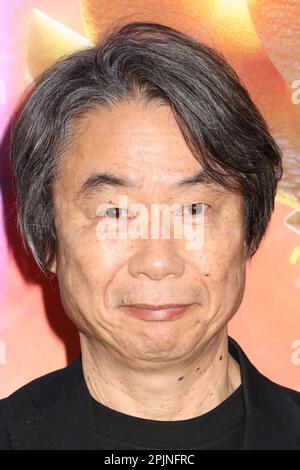 Shigeru Miyamoto 04/01/2023 lo screening speciale dei Super Mario Bros. Film tenuto al Regal LA Live di Los Angeles, California. Foto di I. Hasegawa/HNW/Picturelux Foto Stock
