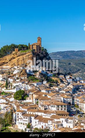 Il villaggio spagnolo di Montefrio, Andalusia, Spagna, Europa sud-occidentale Foto Stock