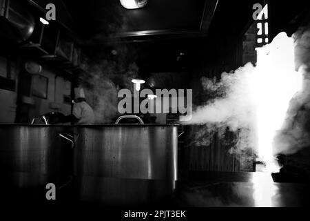 Deliziosi panini di un'antica città cinese vengono serviti a vapore Foto Stock