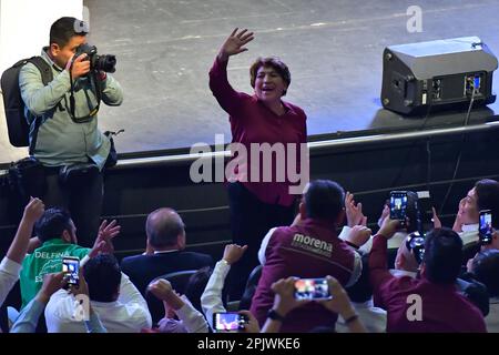 Non esclusivo: 03 aprile 2023 Toluca , Messico : Delfina Gómez Álvarez candidato per il governatore dello Stato del Messico per la coalizione 'Juntos Hacemos Foto Stock