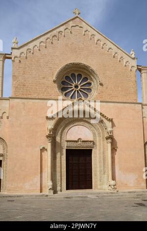 La basilica di Santa Caterina d'Alessandria, uno dei più famosi monumenti gotici della Puglia, è un edificio nel centro storico di Galatina, Apu Foto Stock