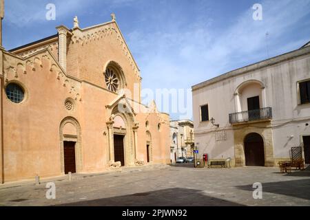 La basilica di Santa Caterina d'Alessandria, uno dei più famosi monumenti gotici della Puglia, è un edificio nel centro storico di Galatina, Apu Foto Stock