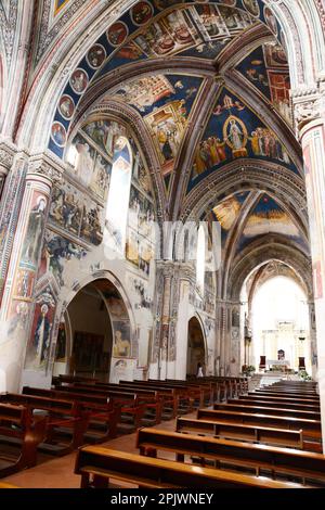 La basilica di Santa Caterina d'Alessandria, uno dei più famosi monumenti gotici della Puglia, è un edificio nel centro storico di Galatina, AP Foto Stock