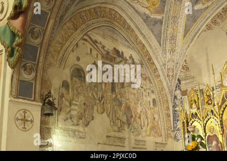 Borgo medievale di Montemerano, parte del comune italiano di Manciano, la Chiesa di San Giorgio è un gioiello di arte romanica e ospita un Foto Stock