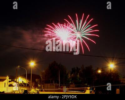fuochi d'artificio durante la celebrazione estiva Foto Stock
