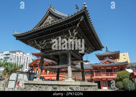 Nagoya, Giappone - 15 marzo 2023: L'OSU Kannon è un tempio buddista situato a Nagoya, Giappone. Foto Stock